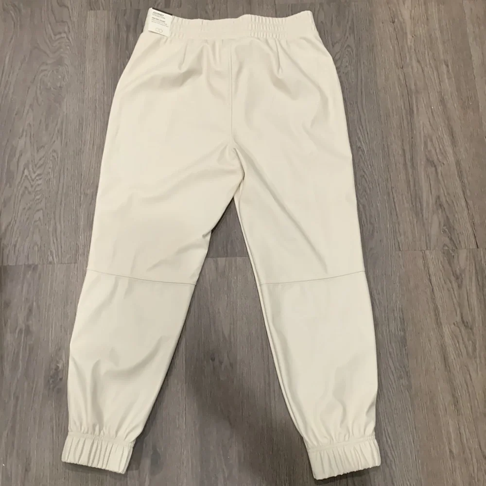 High Rise Jogger - Picture 4 of 4